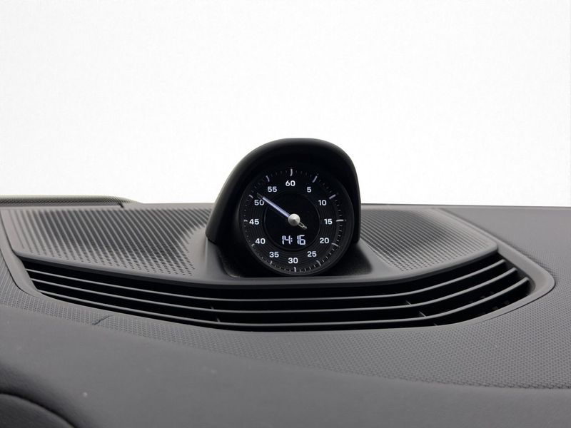 Porsche Taycan bild 22