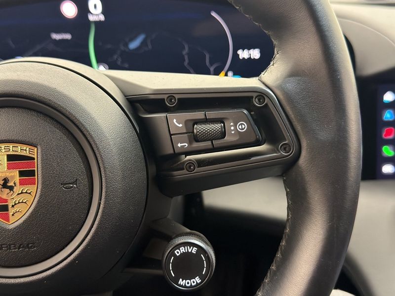 Porsche Taycan bild 18