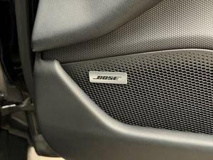 Porsche Taycan bild 12