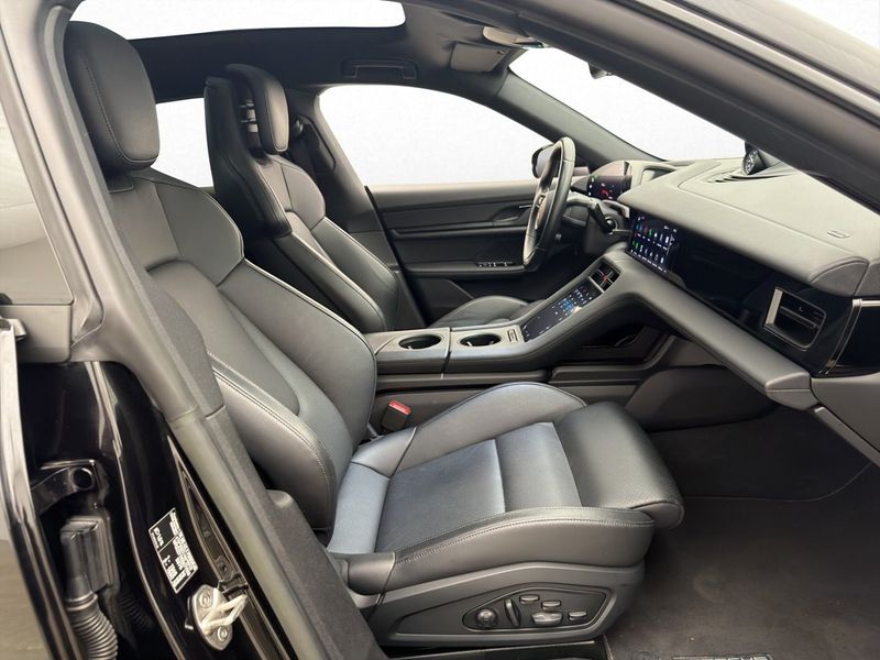 Porsche Taycan bild 32