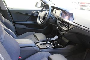 BMW 118 bild 21