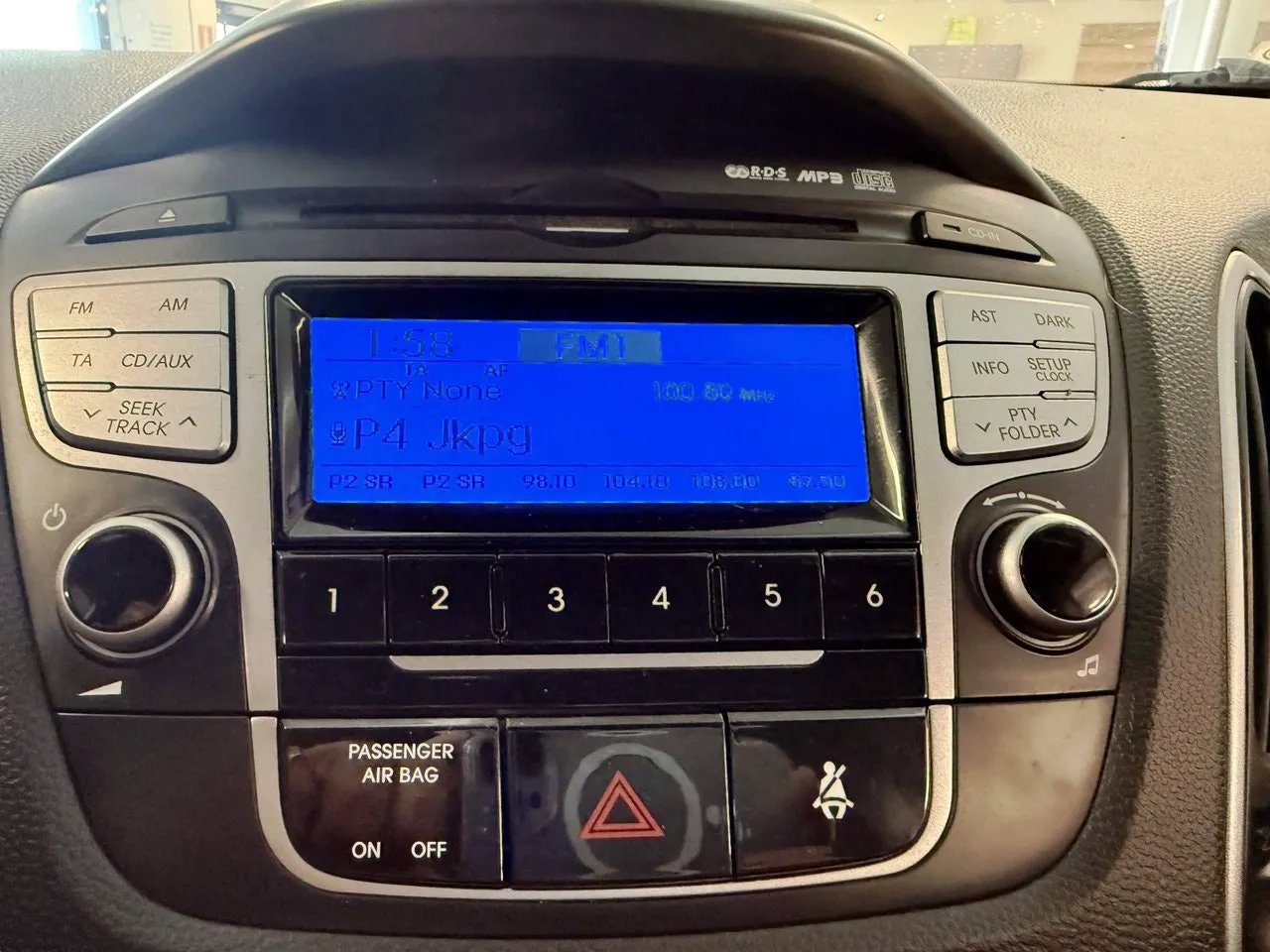 Vehicle image 14