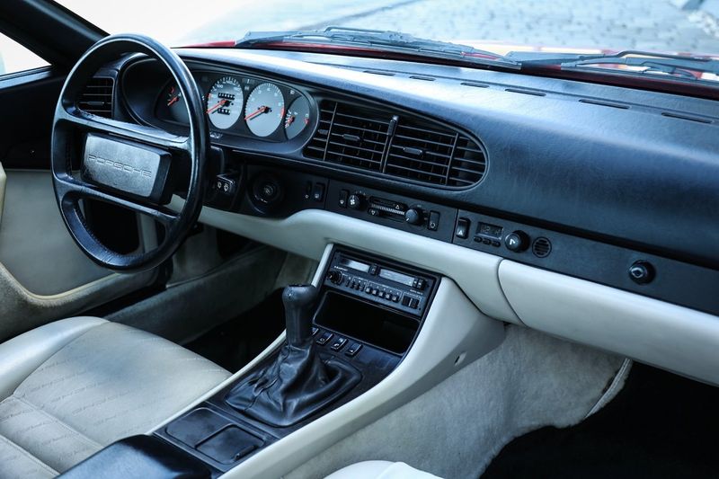 Porsche 944 bild 14