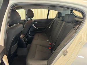 BMW 118 bild 23