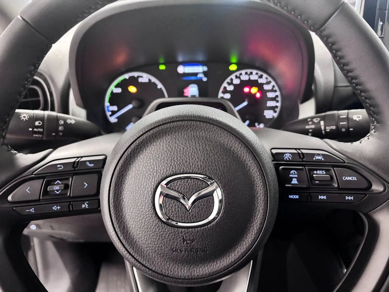 Vehicle image 7
