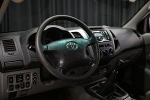 Toyota Hilux bild 14
