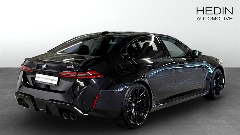 BMW M5 bild 2