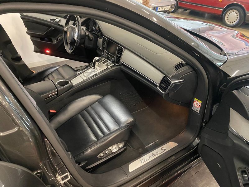 Porsche Panamera bild 13