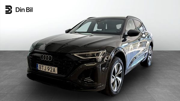 Audi Q8 e-tron 50 e-tron quattro 340 hk S-line Drag/Assistans/Bac - 2024