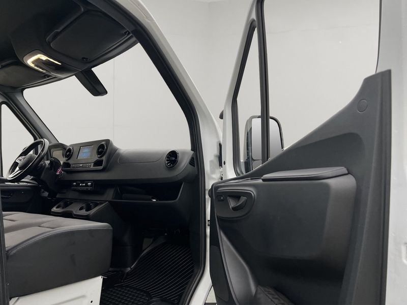 Mercedes Sprinter bild 28