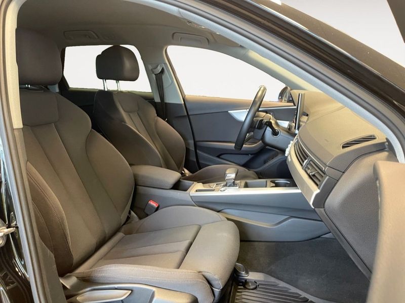 Audi A4 bild 15