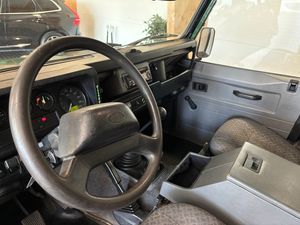 Land Rover Defender bild 8