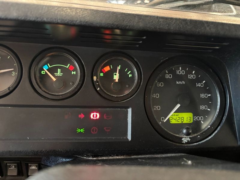 Land Rover Defender bild 12