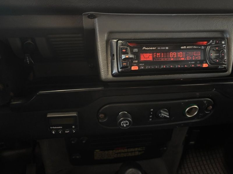 Land Rover Defender bild 13