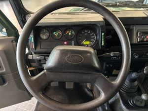 Land Rover Defender bild 11