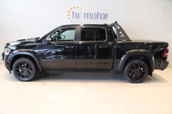 RAM 1500 Laramie GT Laramie GT 5,7L HEMI/q-pax/GoRhino/2 års Garanti - 2023