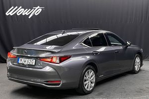 Lexus ES bild 5