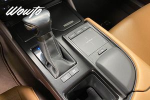 Lexus ES bild 14