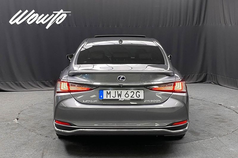 Lexus ES bild 6