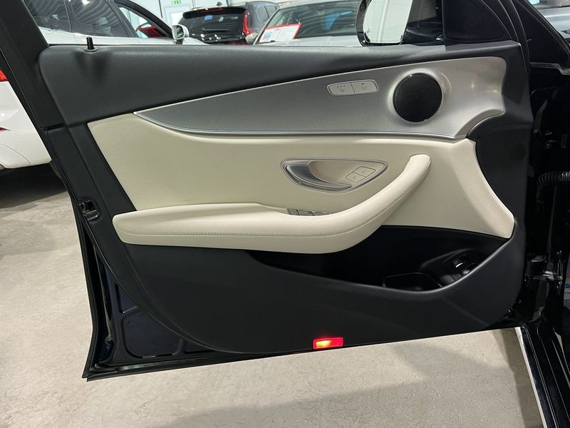 Mercedes E300 bild 8