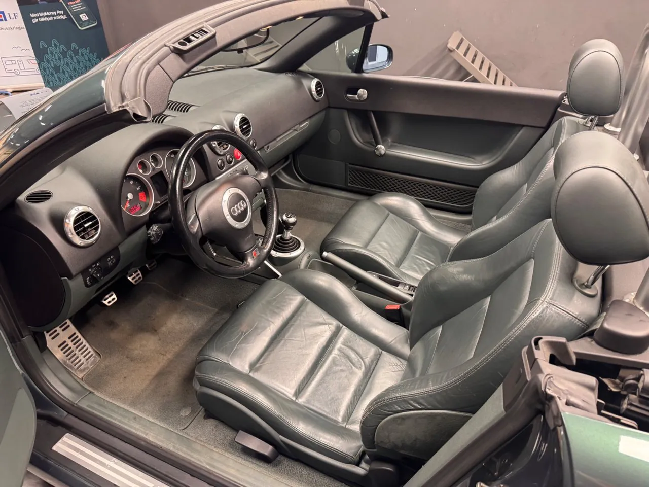 Vehicle image 8