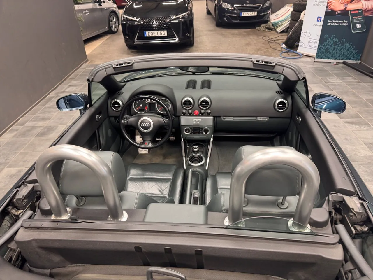Vehicle image 5