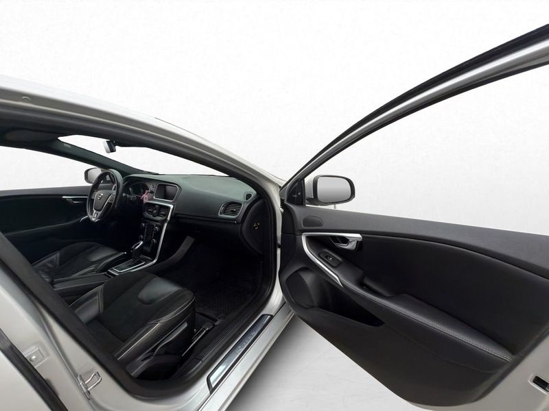 Volvo V40 bild 15