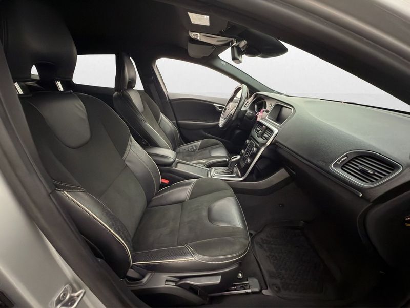 Volvo V40 bild 14
