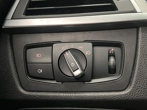 BMW 320 bild 29