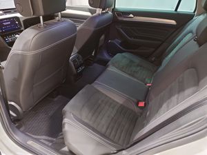 Volkswagen Passat bild 11