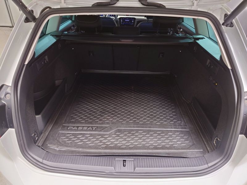 Volkswagen Passat bild 13