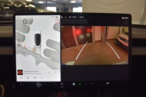 Tesla Model 3 bild 24