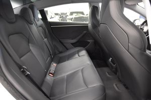 Tesla Model 3 bild 14