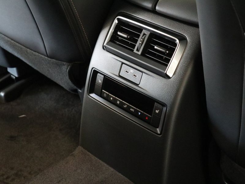 Mazda CX-80 bild 13