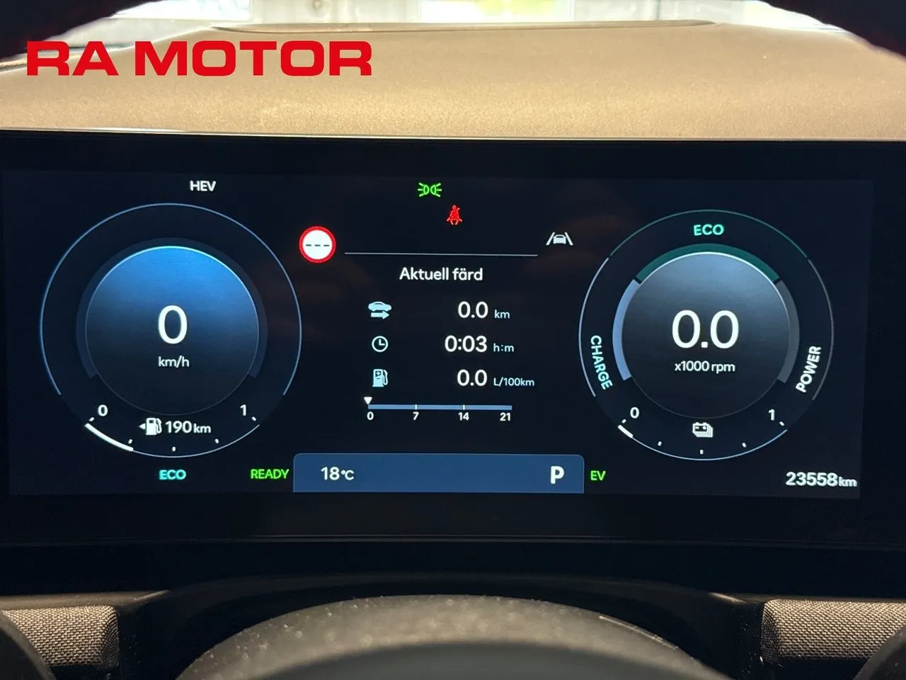 Vehicle image 18