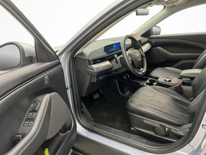Ford Mustang Mach-E bild 13