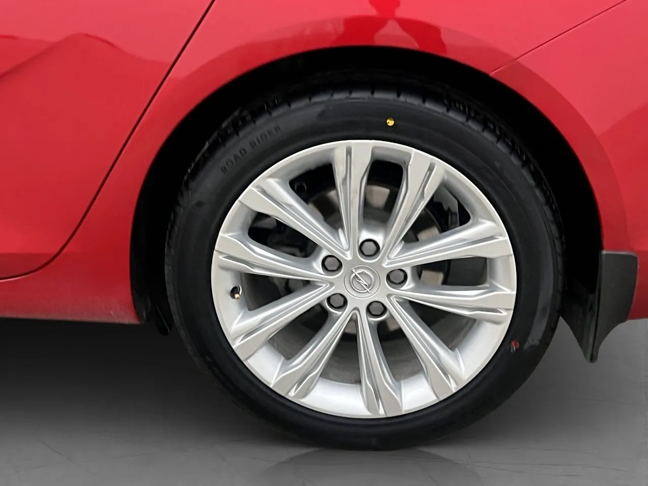 Vehicle image 30