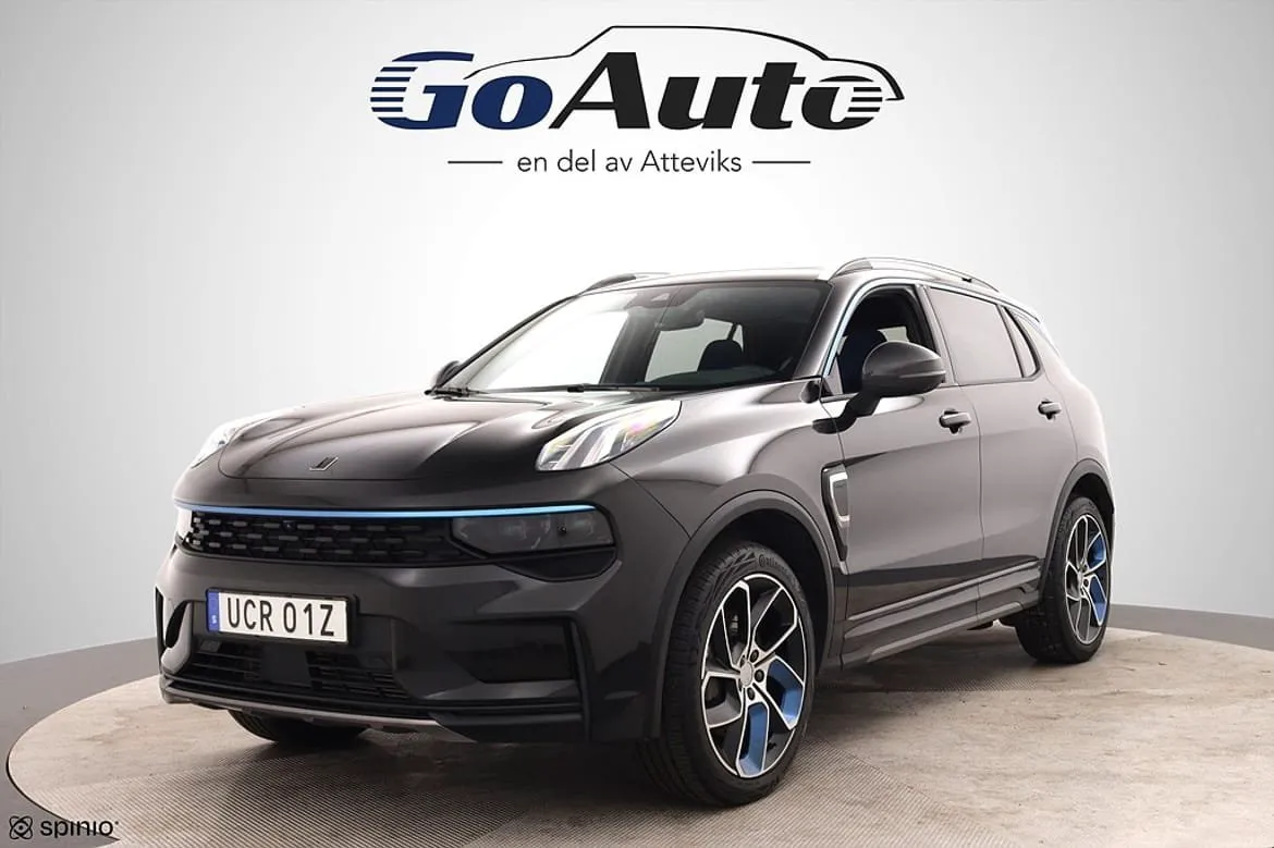 Vehicle image 6