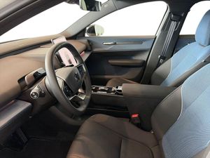 Volvo EX30 bild 7