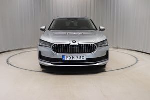 Skoda Superb bild 2