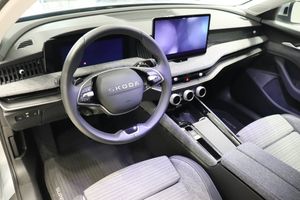 Skoda Superb bild 7