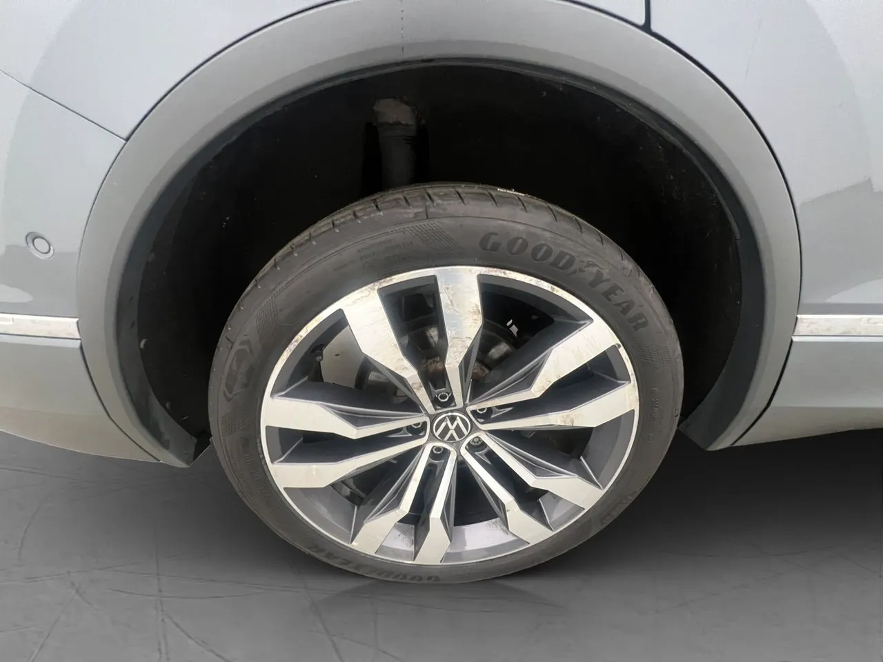 Vehicle image 31