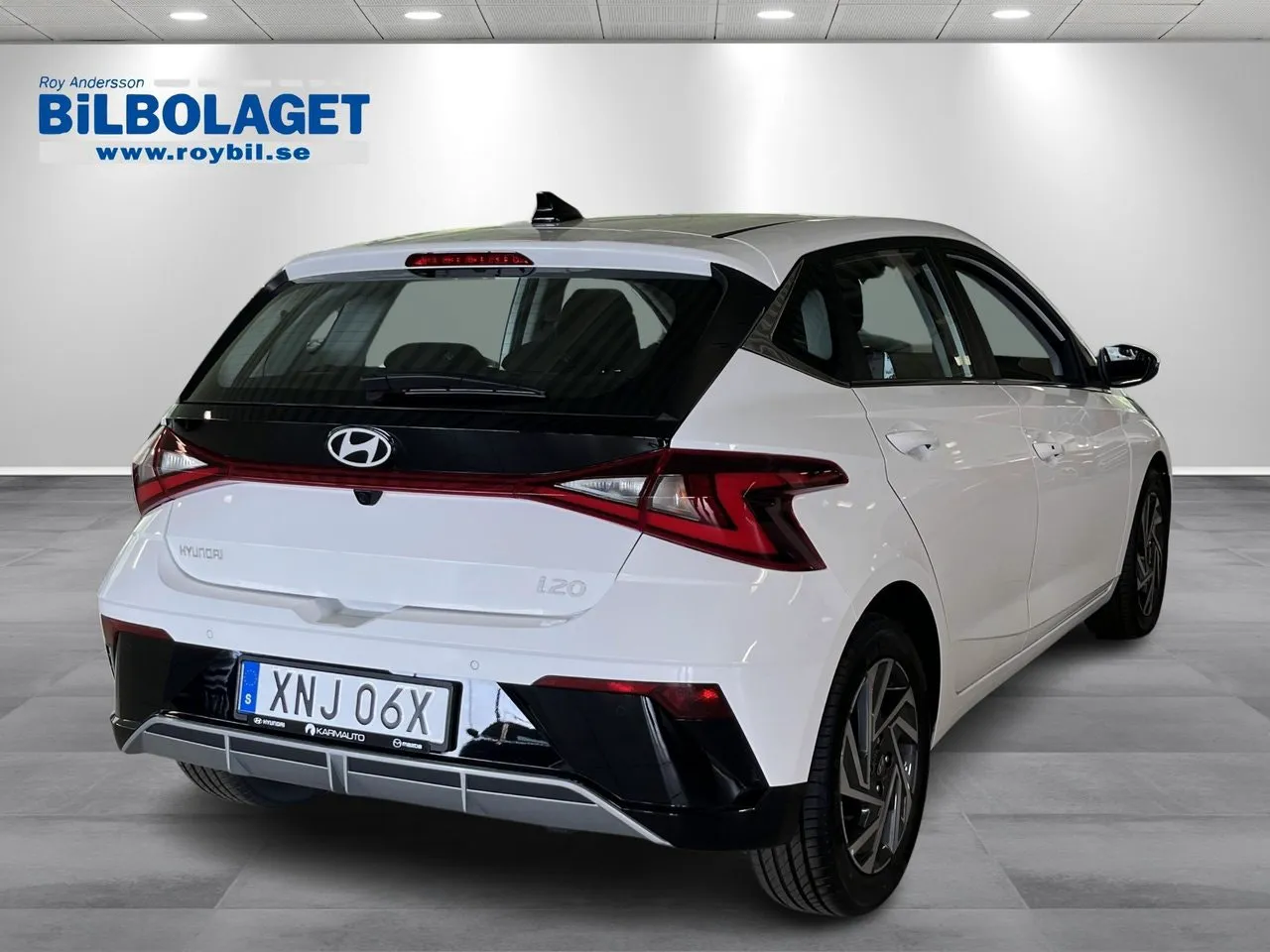 Vehicle image 2