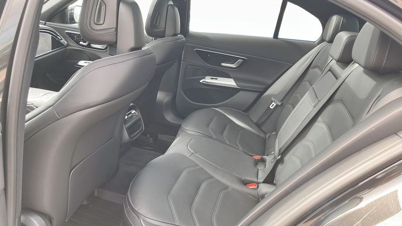 Mercedes E300 bild 6