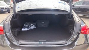Mercedes E300 bild 12