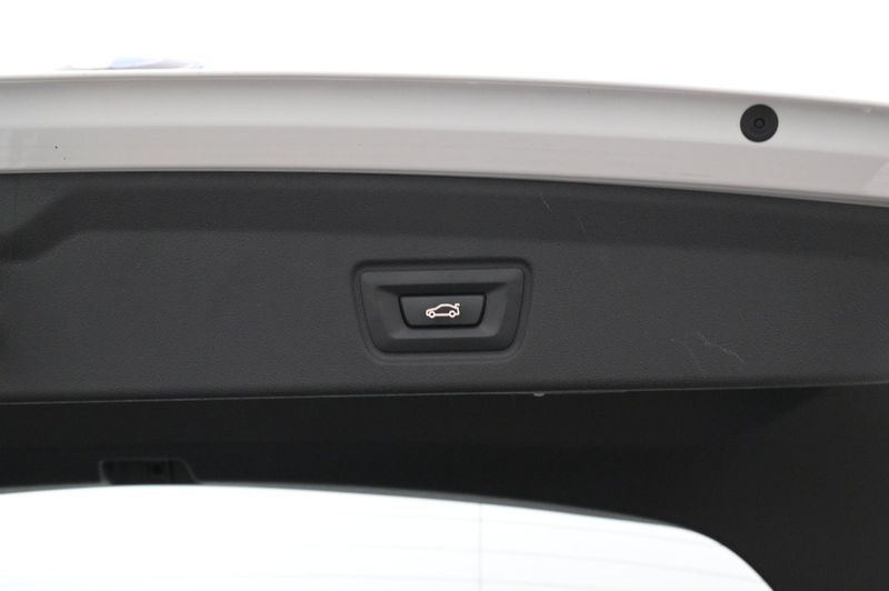 BMW i4 bild 21