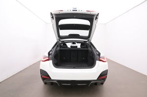 BMW i4 bild 20