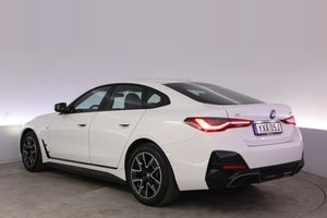 BMW i4 bild 4