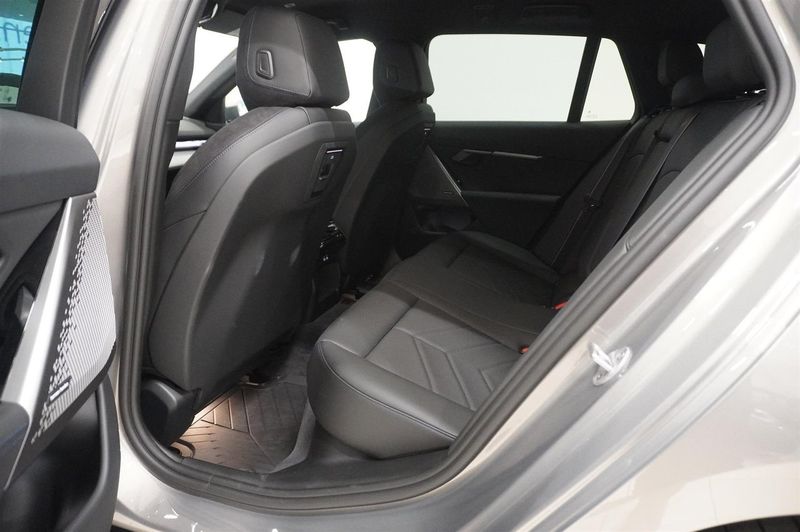 BMW i5 bild 7