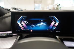 BMW i5 bild 11